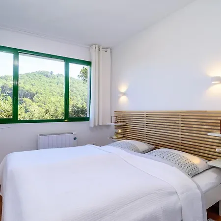 Sr-32 Sa Riera 4 Pax Apartment Begur